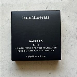 bareMinerals BarePro 16 Hr Powder Foundation: Color Light 25 Cool